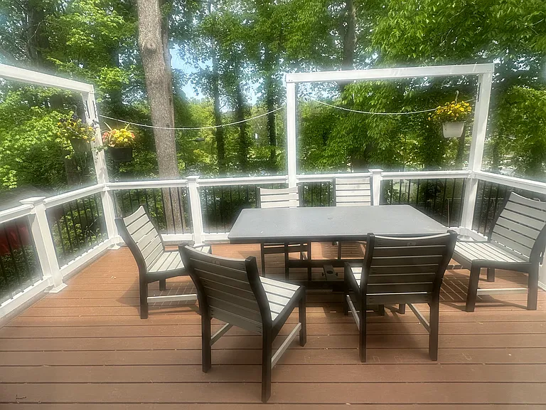 18 Lakeside Dr — Photo 17