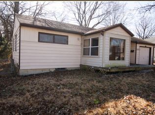 1511 W 22nd St, Lawrence, KS 66046