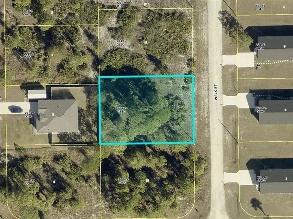 1845 Welk St, Lehigh Acres, FL 33972