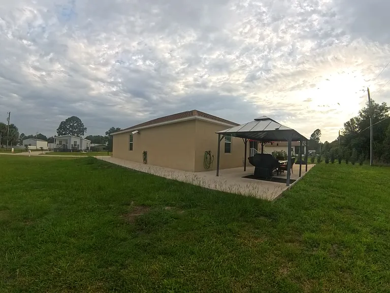 25283 Canterbury Dr — Photo 9