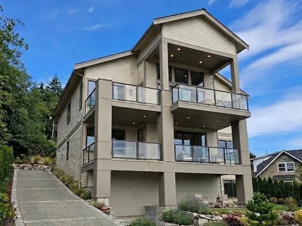 4998 Par Drive, Freeland, WA 98249