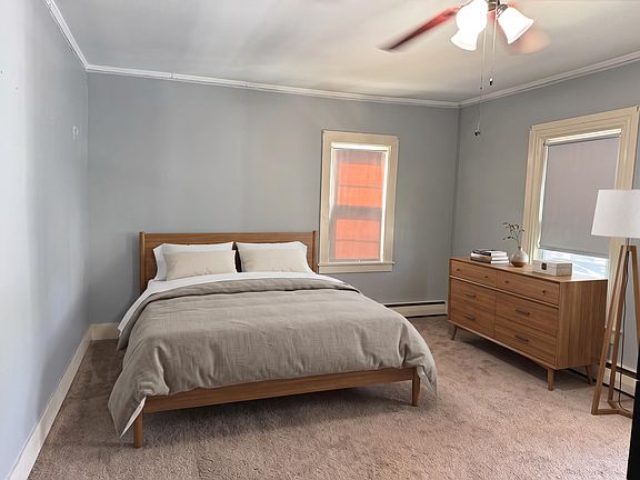 4th image of 359 Pearl Street