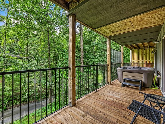 4th image of 516 Proffitt Rd #2