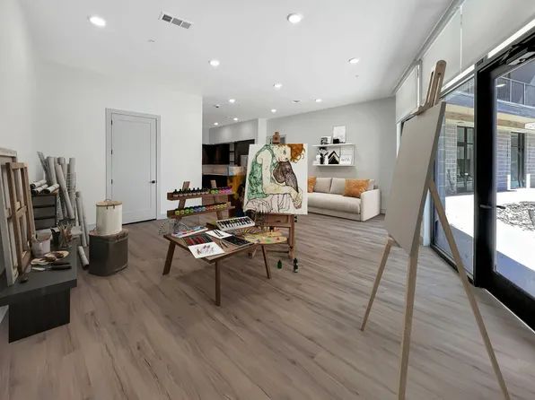 (undisclosed Address), Austin, TX 78702