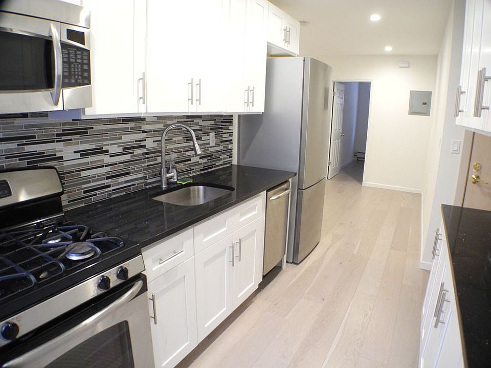 1st image of 39-47 24th St #2L