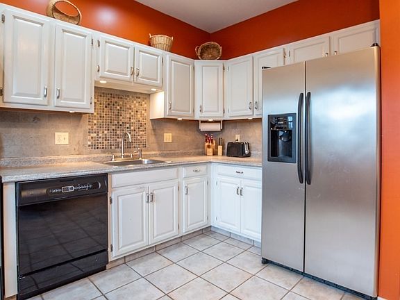 5th image of 7 Griswold Dr #14C