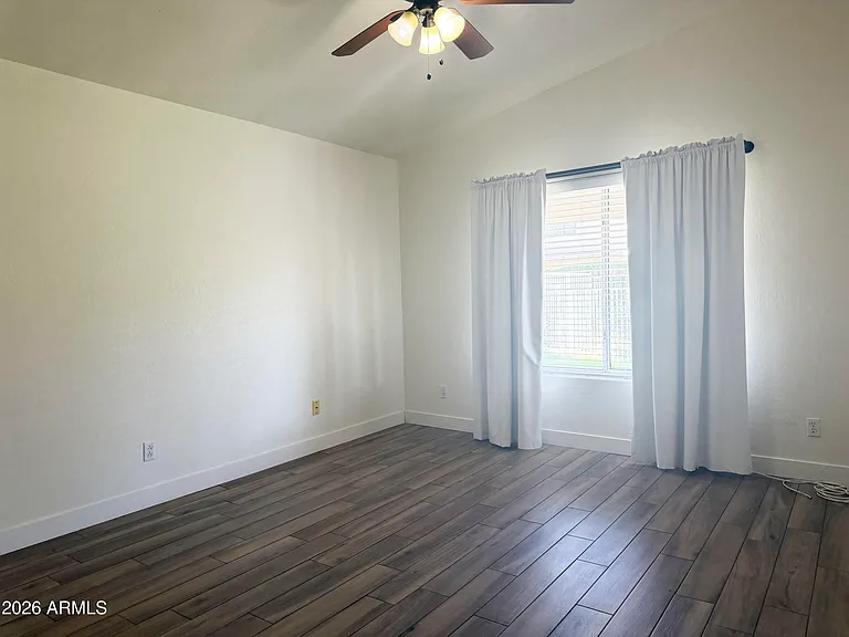 1438 E Cindy St — Photo 13