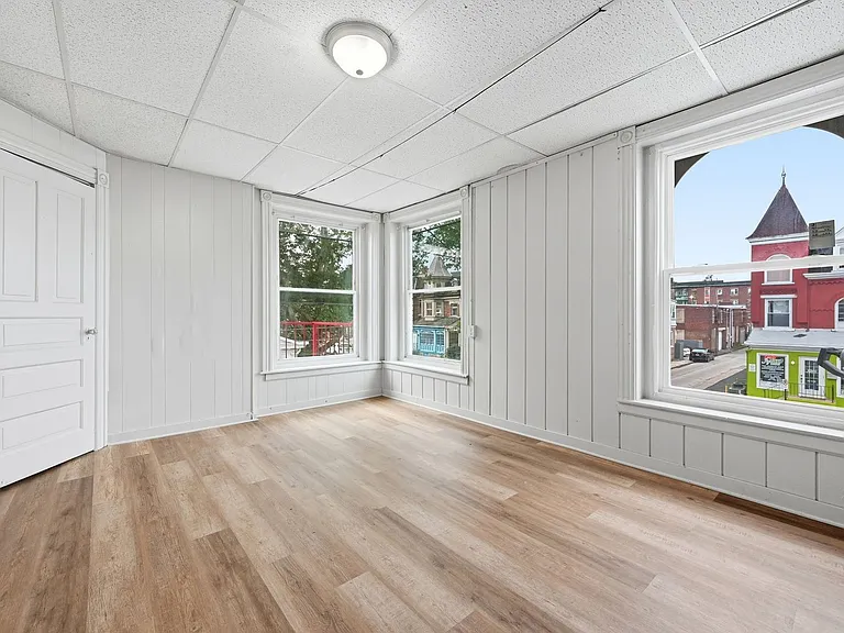 113 N 13th Street — Photo 4