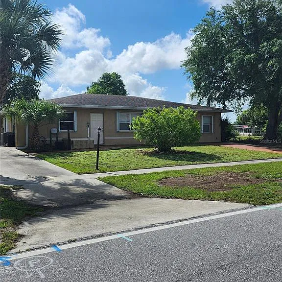 2220 Birchcrest Blvd — Photo 1