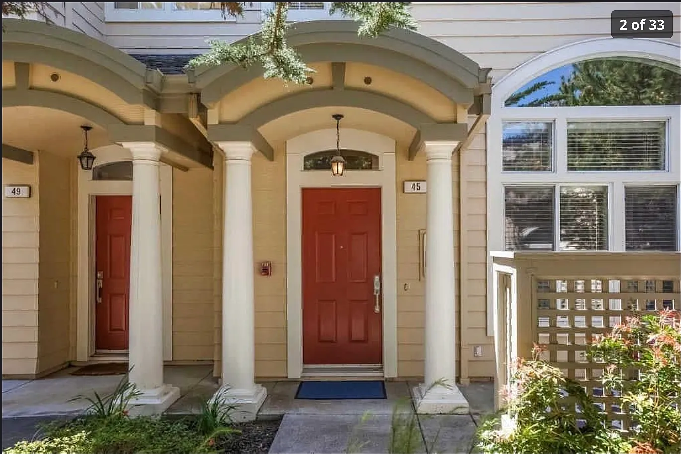 2 bed, 2.5 bath, 1400 sqft, $4,400 — Photo 1