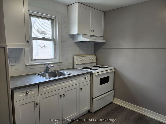 5th image of 476 E Main St #1