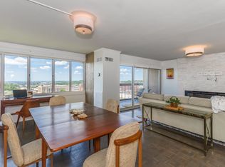 8101 Santa Fe Dr, Overland Park, KS 66204