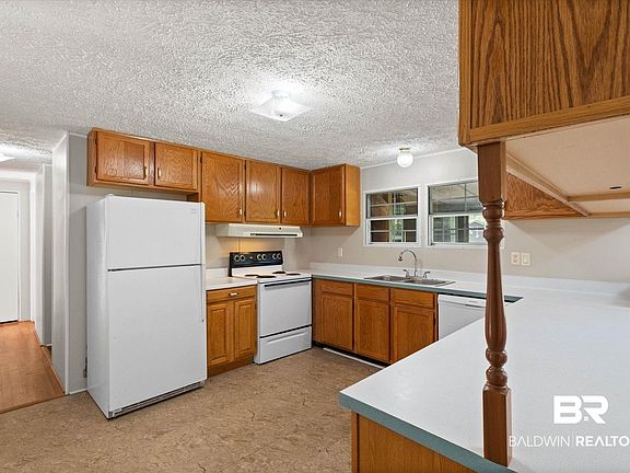 4th image of 5305 Rodgers Rd