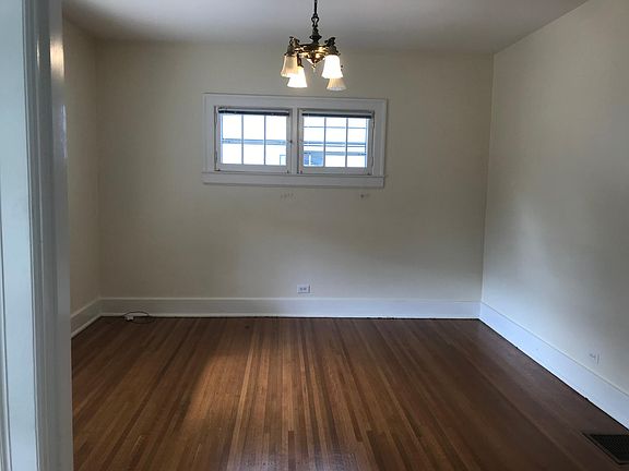3rd image of 2121 Weber Ave