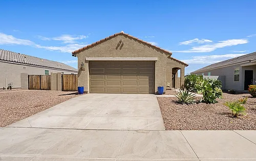 3614 E Appaloosa Dr Photo 1