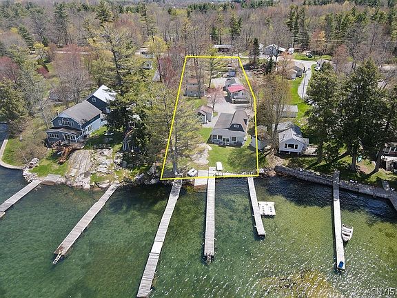 3rd image of 46931 Carnegie Bay Rd