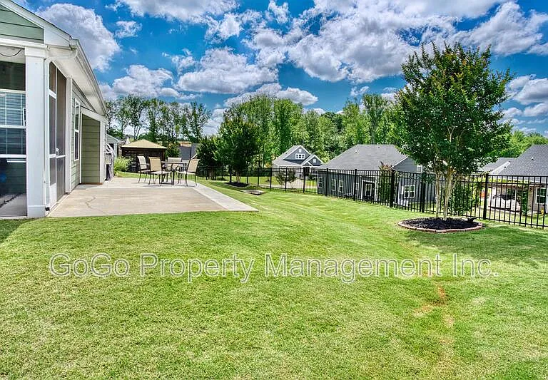 11 Pequot Dr — Photo 16