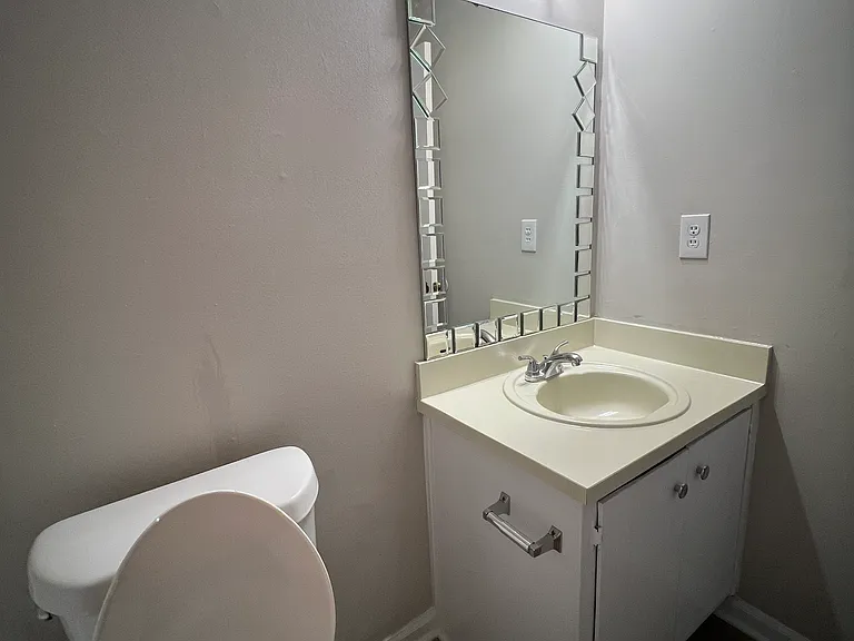 5666 Heron Ct #B — Photo 13