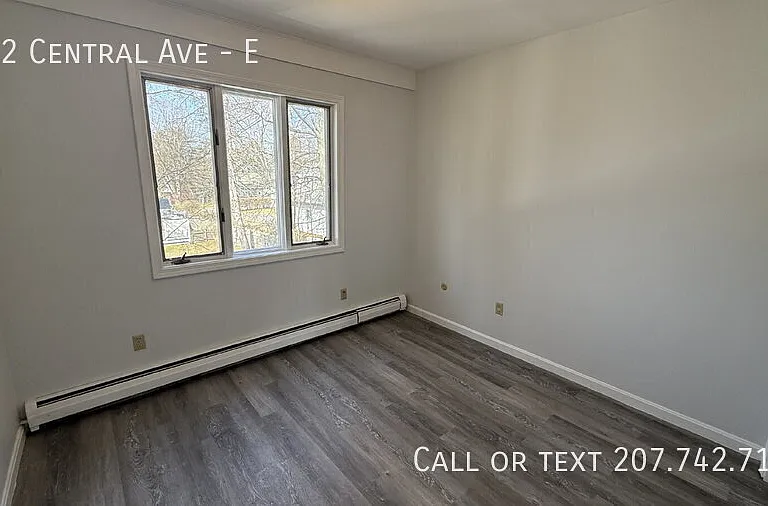 712 Central Ave #E — Photo 8