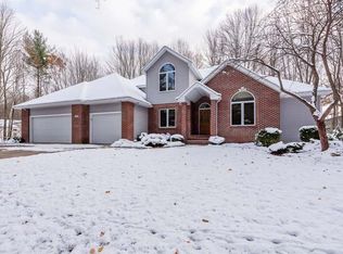 3050 Maple Hill Ct, Midland, MI 48642