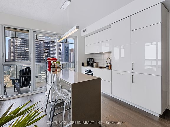 4th image of 15 Lower Jarvis St #2105