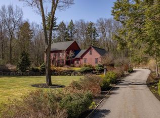 64 Bassett Ln, Newfields, NH 03856