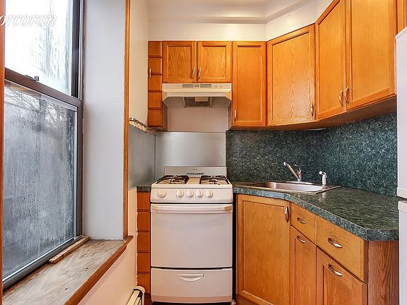 3rd image of 30 1st St #3