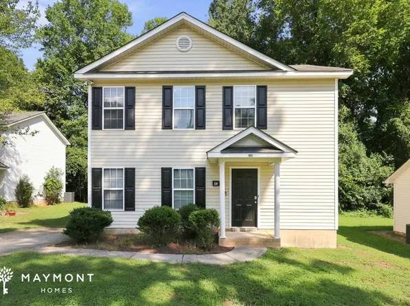 907 Tennyson Dr, Charlotte, NC 28208