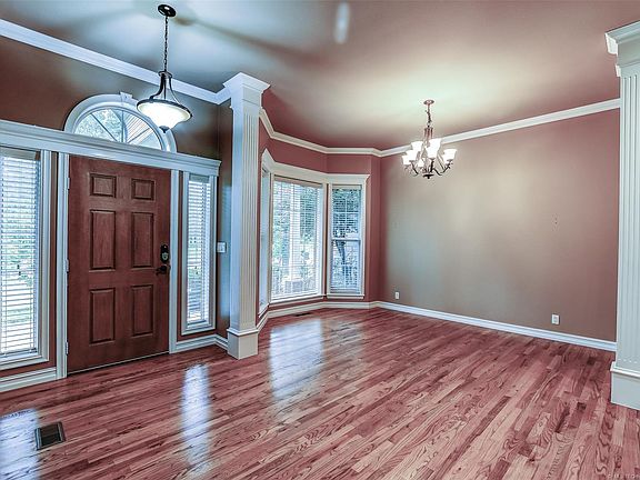 4th image of 18865 Timberlake Dr