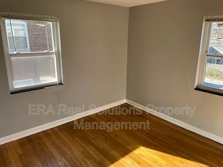 47 N Hampton Rd #D — Photo 10