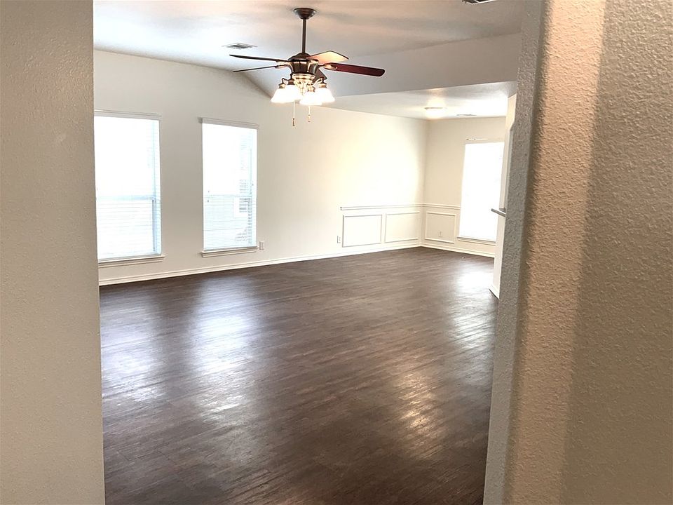 1st image of 20306 15th Avenue Ct E