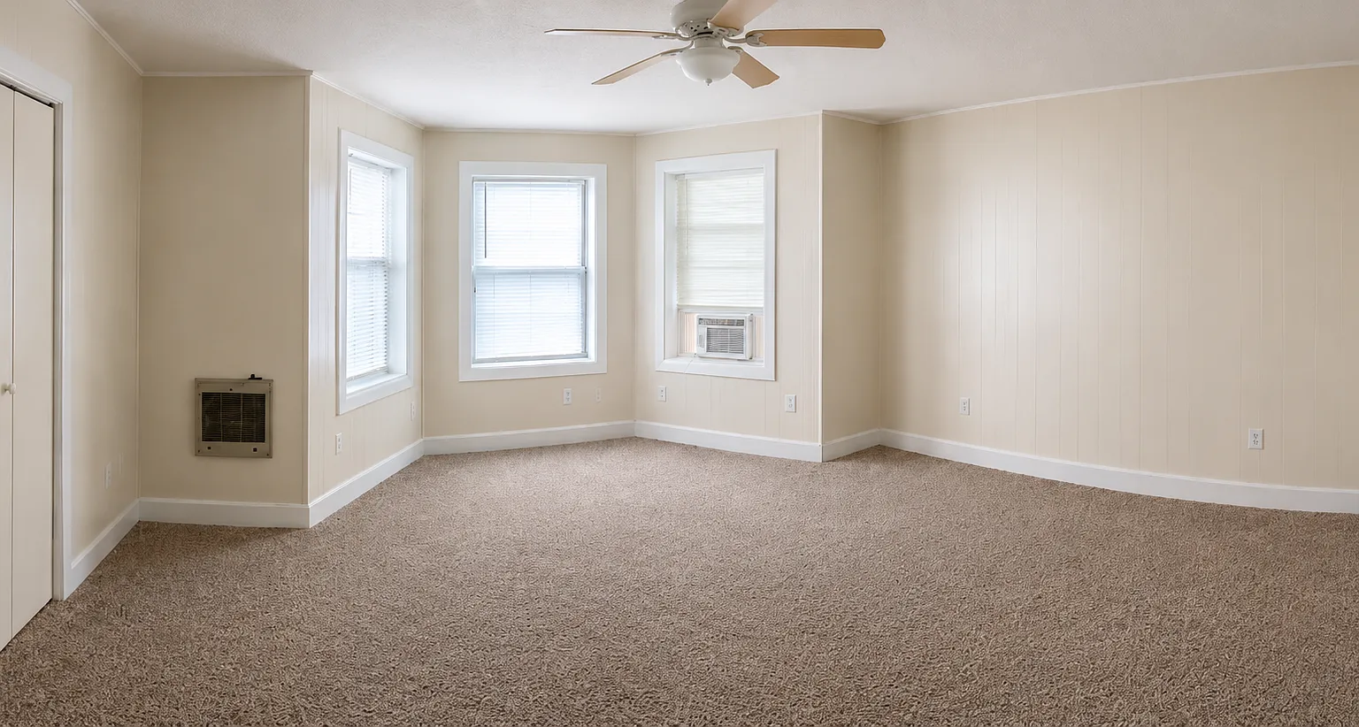 3 bed, 1.5 bath, 1200 sqft, $1,700 — Photo 2