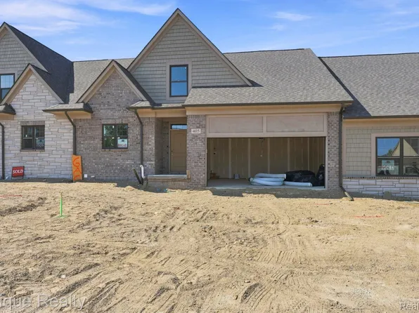 405 Cornerstone Dr Unit 66, Oxford, MI 48371