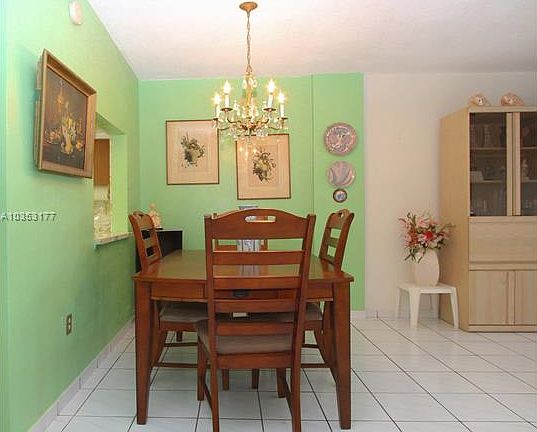 4th image of 1130 11th St APT 5C