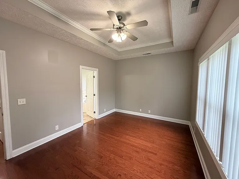 4517 Hammock Dr — Photo 10
