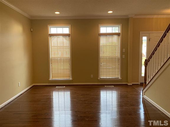 5th image of 106 Tecumseh Ct