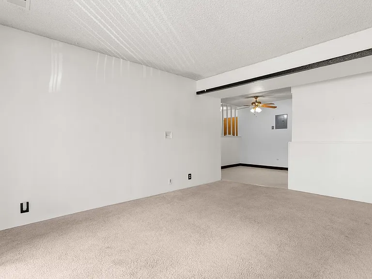 1612 Cottonwood Dr #10 — Photo 4