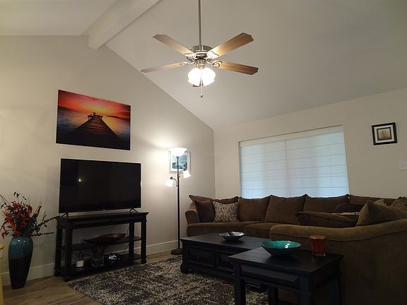 5th image of 15621 Blackburn Dr