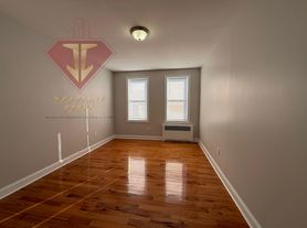 96 Highland Ave