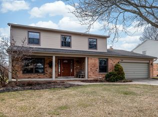 624 Thurber Dr, Troy, MI