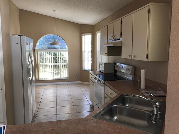 Kitchen & Dining room