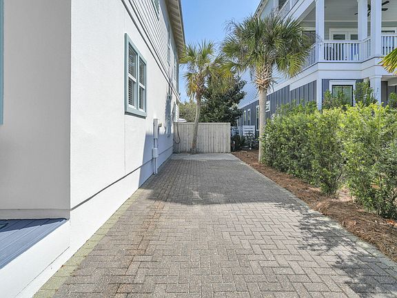 5th image of 72 Blue Crab Loop W