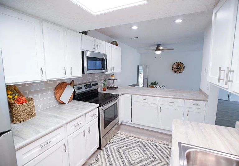 Auburn Townhomes — Photo 3