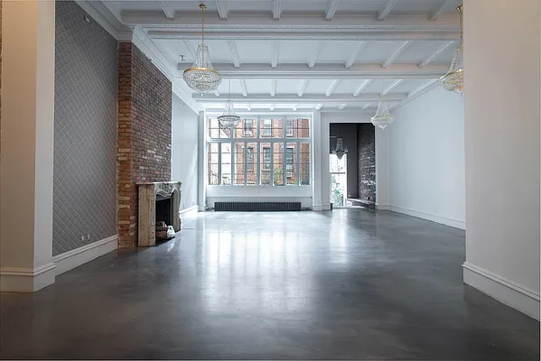 Rented by Nest Seekers International | media 25