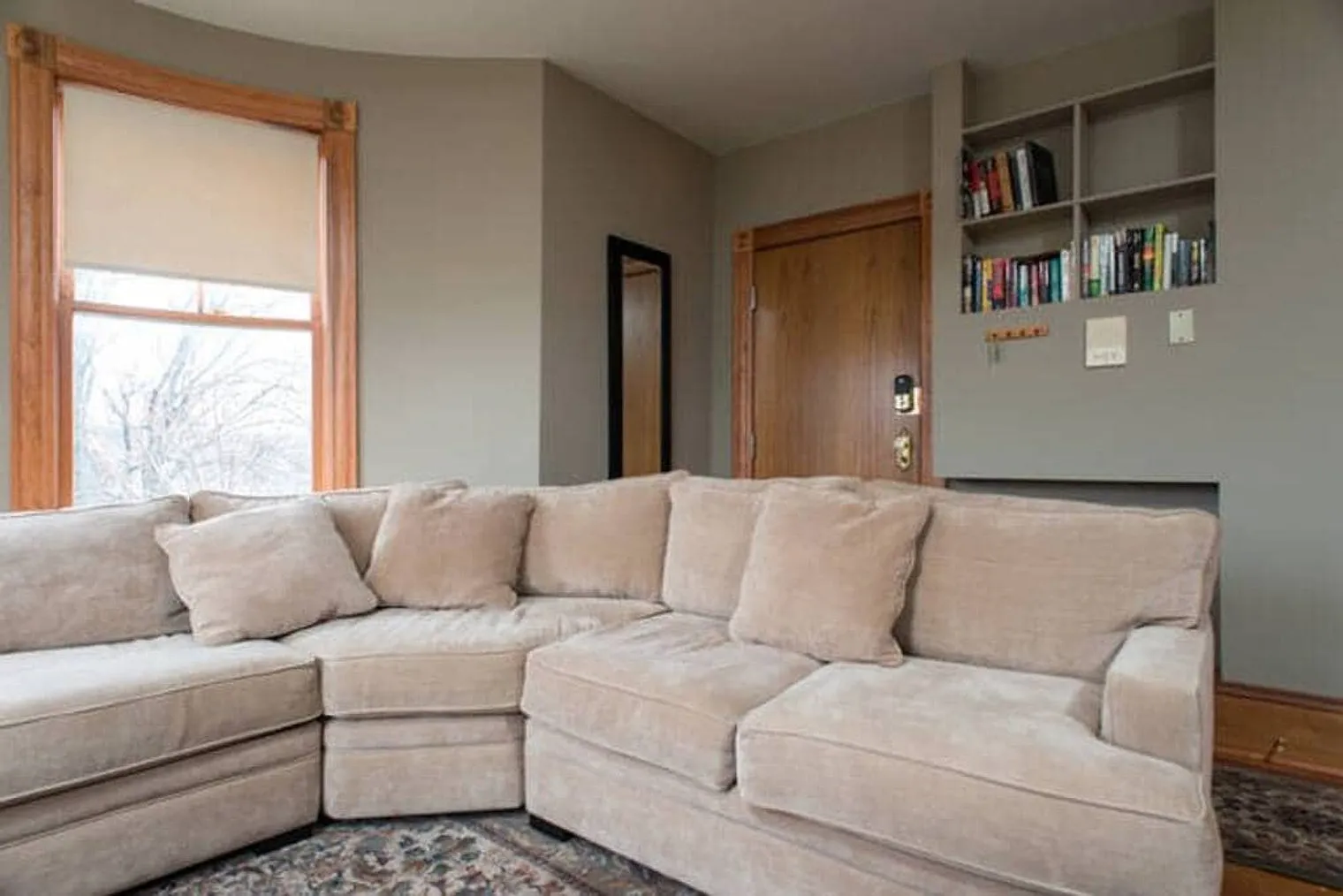 3 bed, 1.0 bath, $7,020 — Photo 3