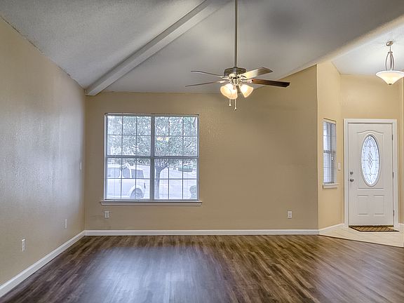 5th image of 7501 Plaza Redonda Dr