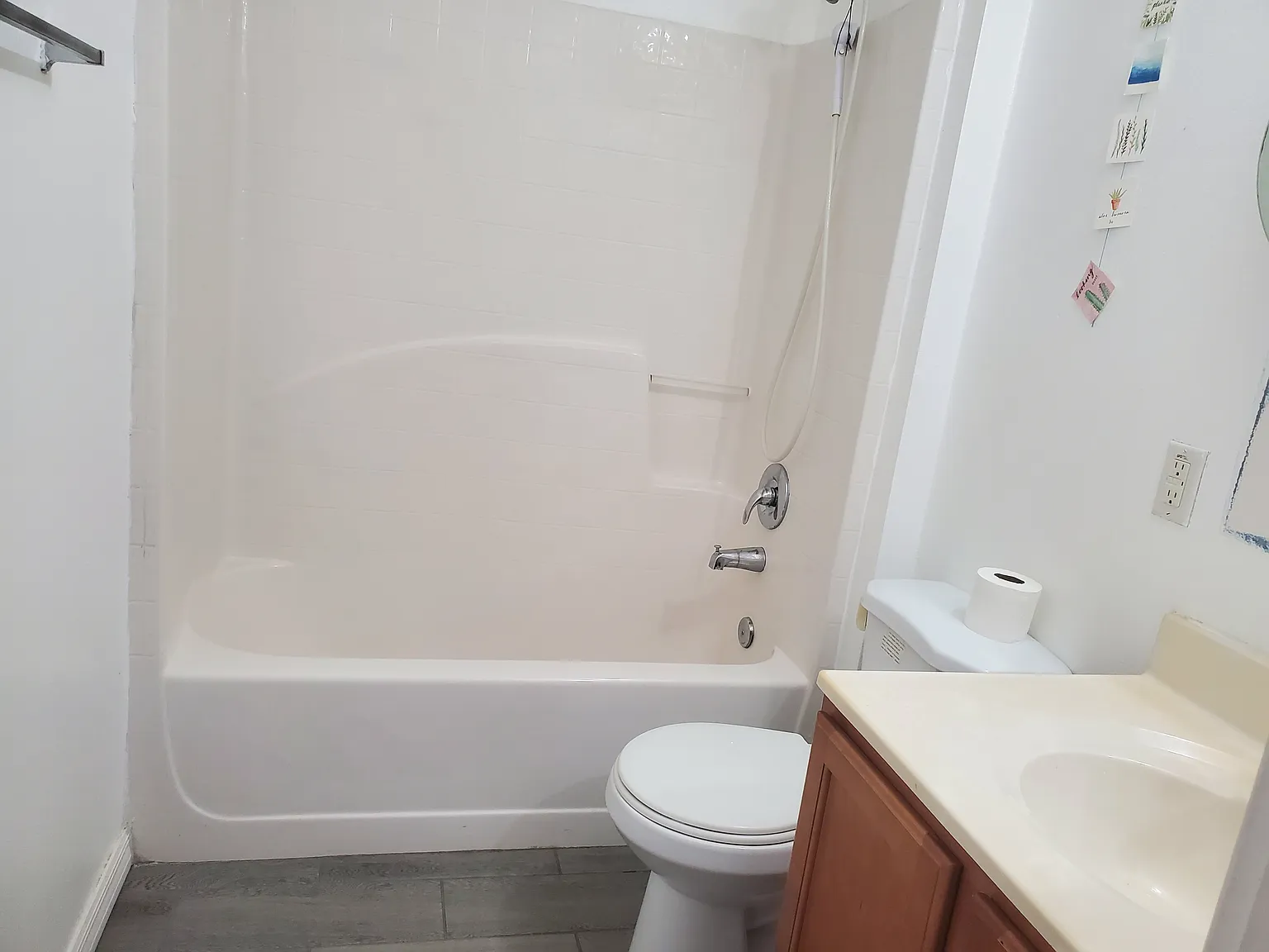 3 bed, 1443 sqft, $2,100 — Photo 4