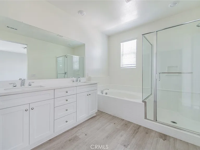 16039 Voyager Ave — Photo 23
