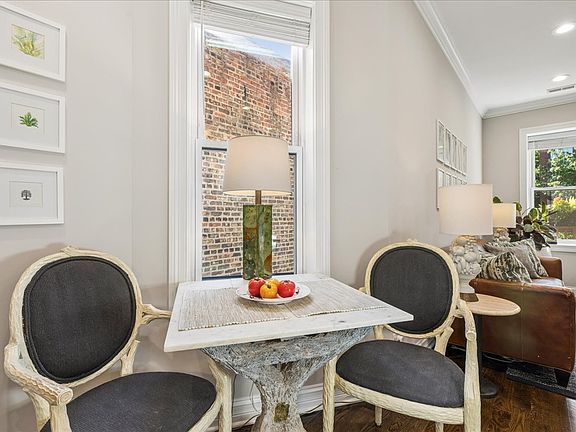 5th image of 1744 W Winnemac Ave #2