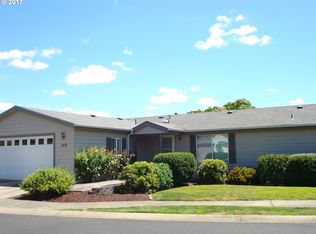 221 Kristi Lee Ln, Roseburg, OR